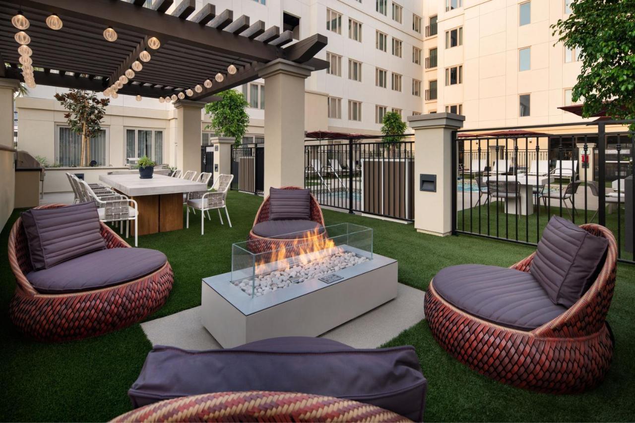 Angeles 3* Glendale