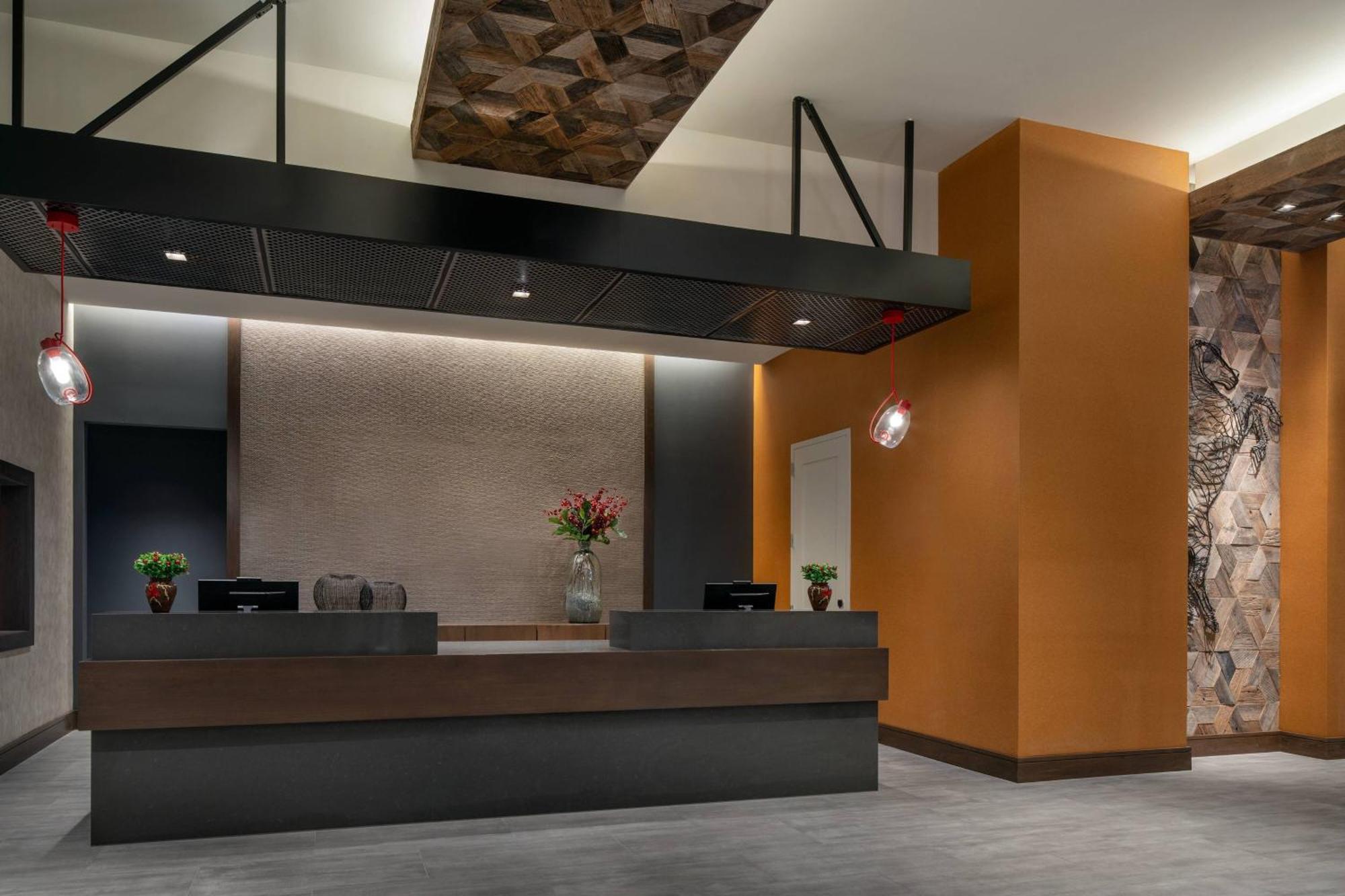 Angeles 3* Glendale